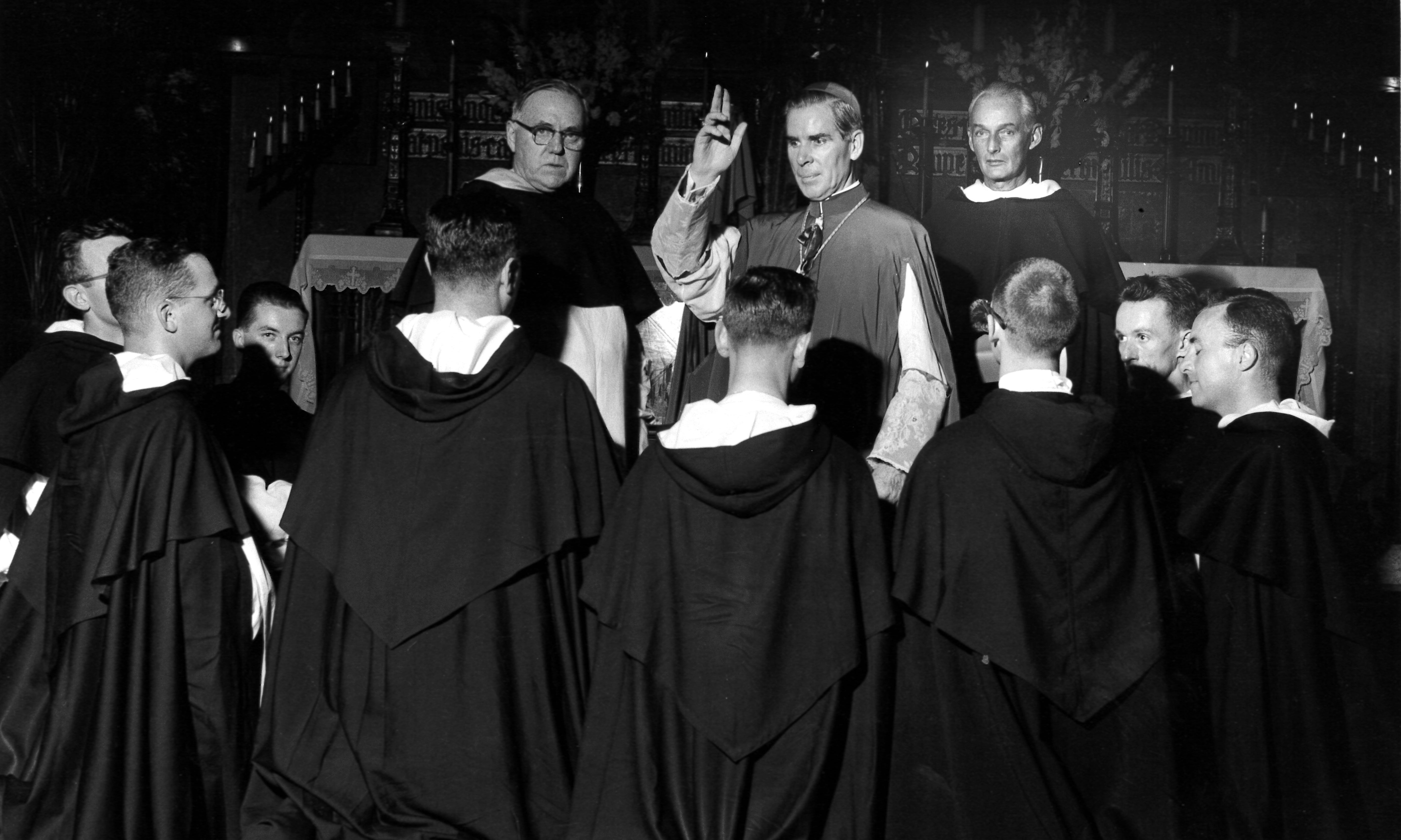 Отрицающий церковь