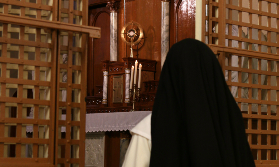 Image: Fr. Lawrence Lew, O.P., Dominican Nun in Adoration (used with permission)