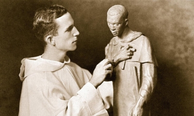 Fr. Thomas McGlynn, O.P., sculpting St. Martin de Porres